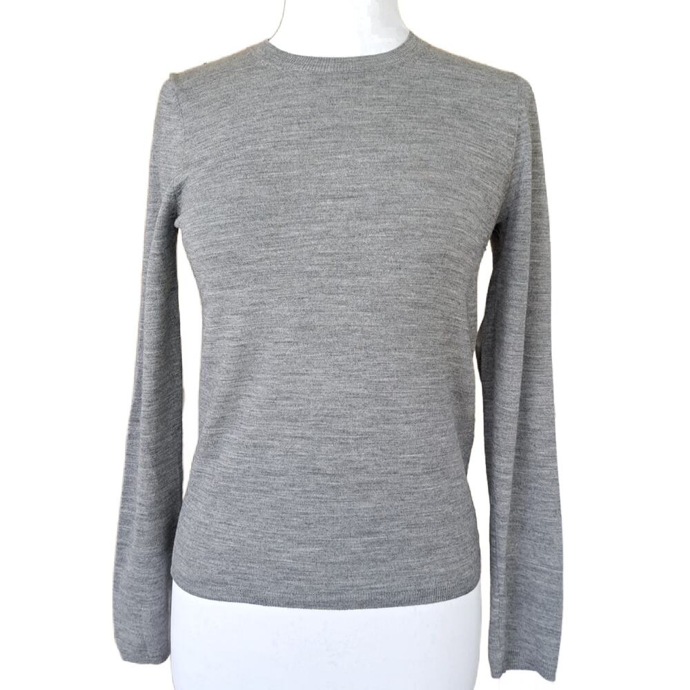 THEORY Gray Wool Crewneck Sweater Size Medium Fine Knit